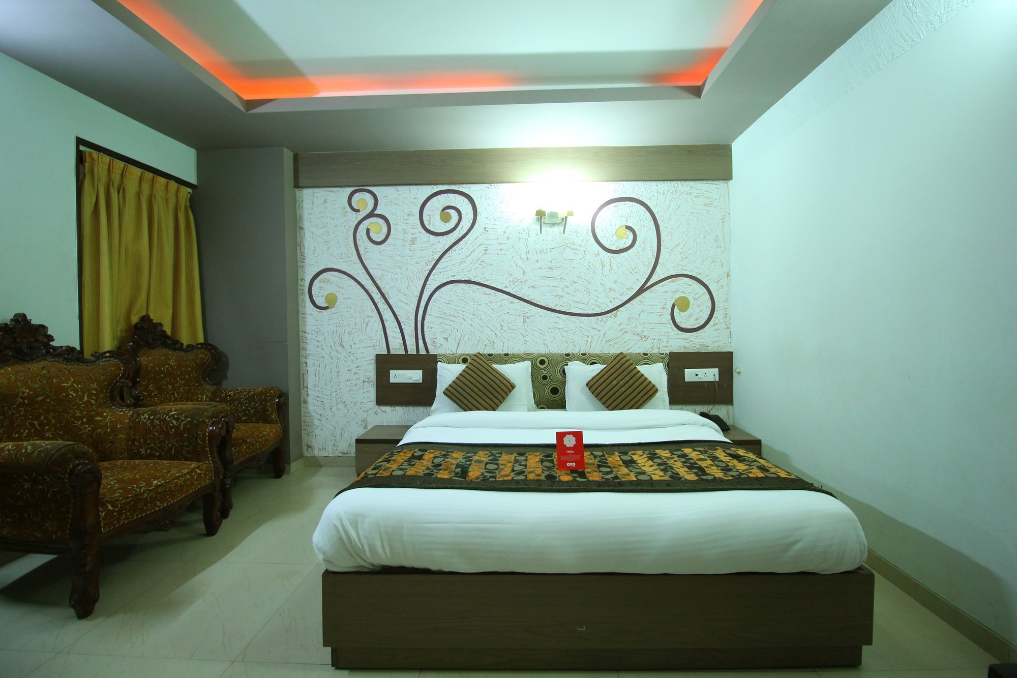 Oyo 4161 Hotel Shailly Inn Ahmedabad Exteriör bild